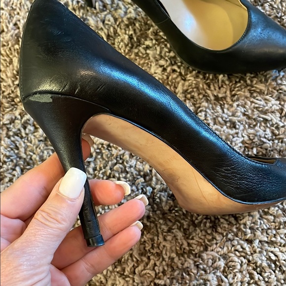 Elegant Black Women's Heels - Picture 3 of 4